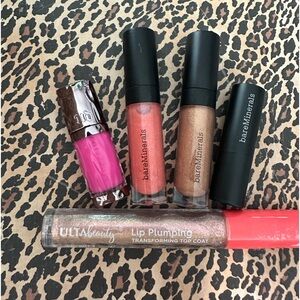 New shimmery lip set with full size and mini lips